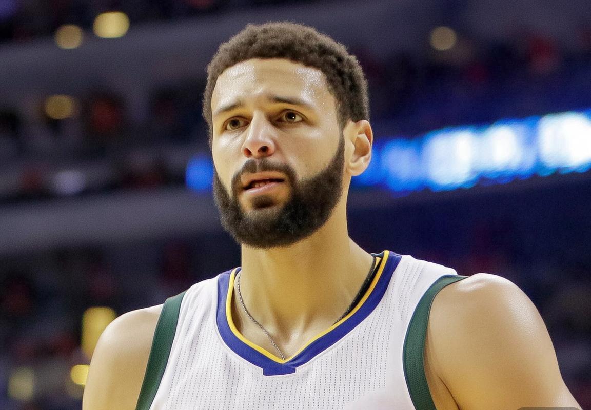 字母哥交易引爆三方交易：扬尼斯·阿德托昆博赴热火，布鲁克·洛佩斯加盟勇士，雄鹿重建开启